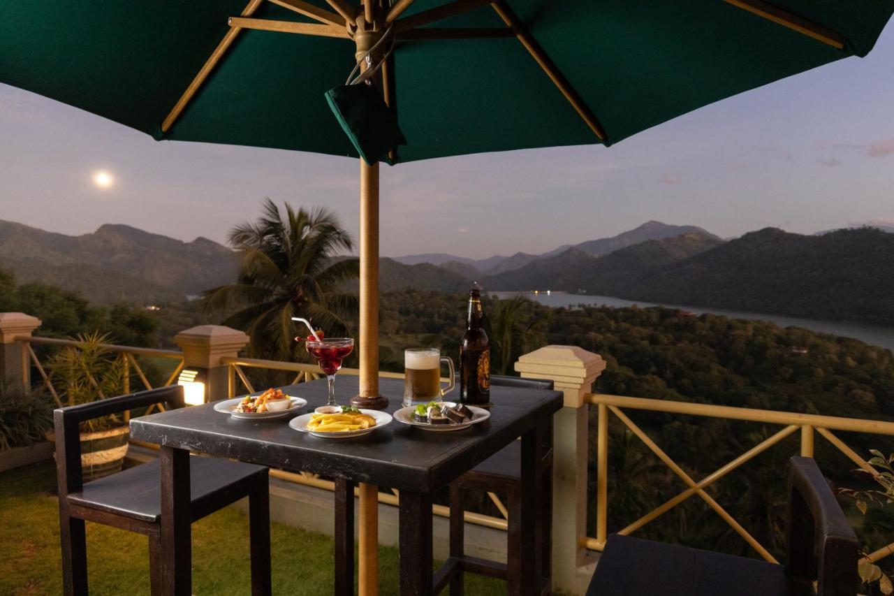 The Albatross, Kandy Дігана Екстер'єр фото